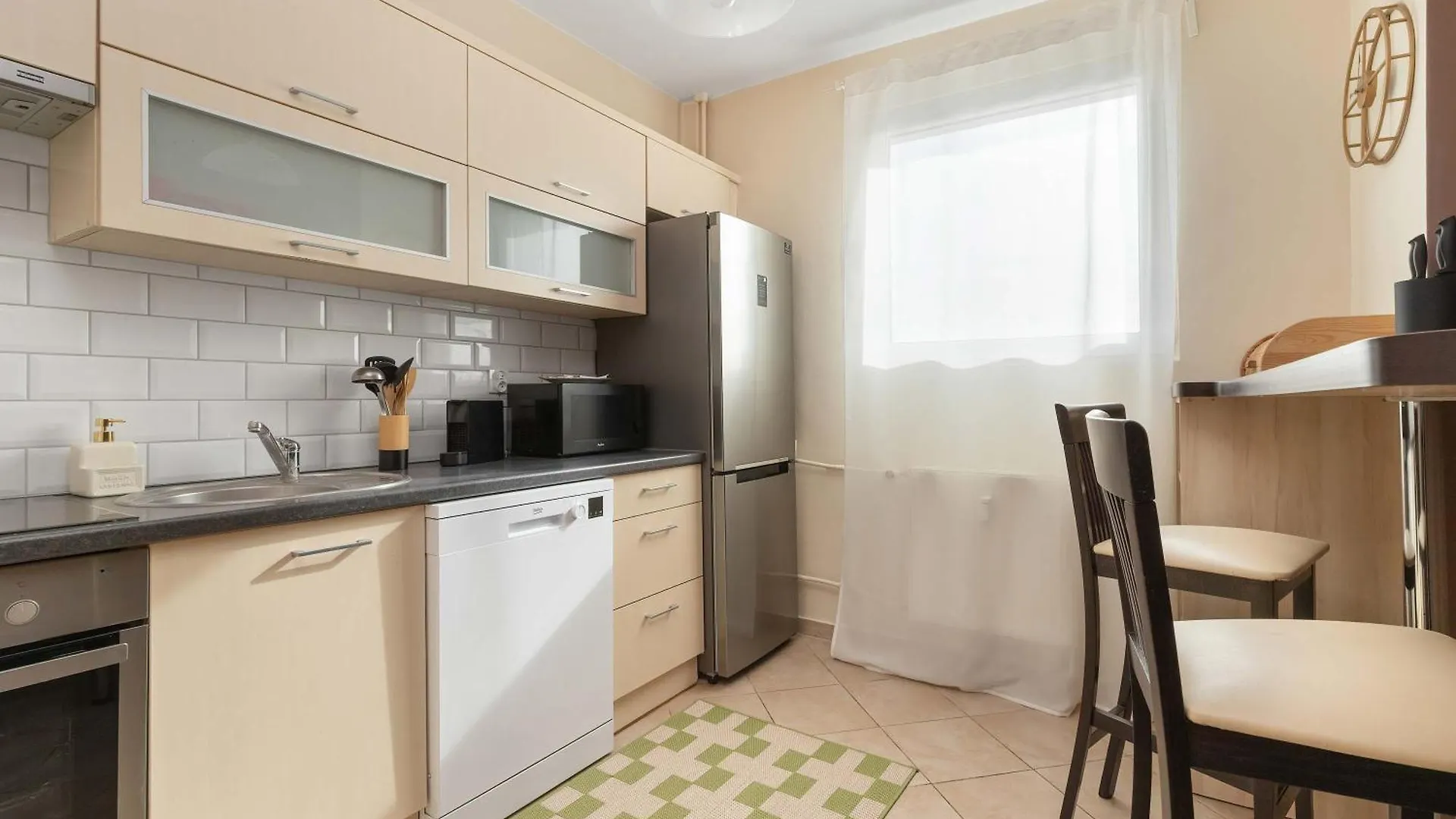 Jasny Apartament Z Pieknym Widokiem Na Miasto By Noclegi Renters Gdaňsk
